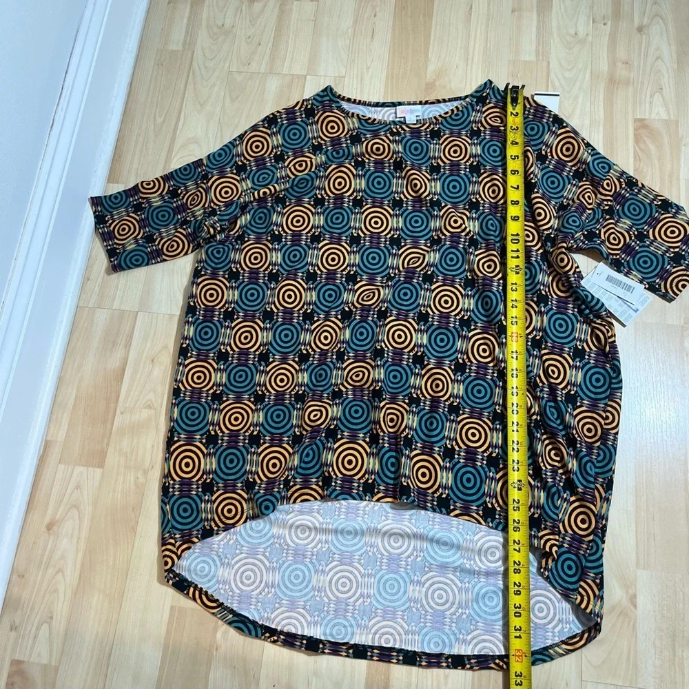 LULAROE Womens Short Sleeve Irma Large Shirt Top New With Tags